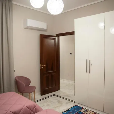 Come A Casa Panoramico E Centralissimo 아파트 카니카티